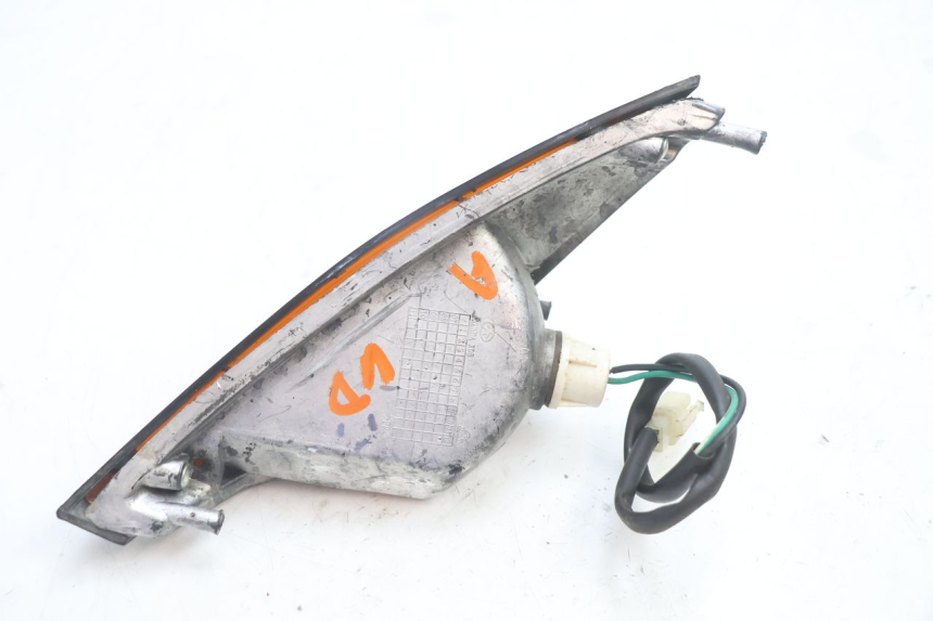 photo de Pisca dianteiro direito KEEWAY RY6 2T 50 (2011 - 2019) - Ampliação técnica