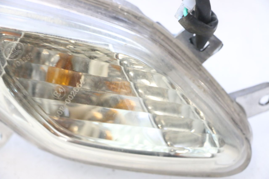 photo de Pisca dianteiro direito JM MOTORS SANTANA 50 (2014 - 2023) - Detalhe da peça