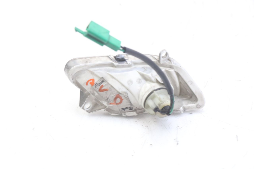 photo de Pisca dianteiro direito MBK SKYCRUISER 125 (2006 - 2009) - Zoom do estado de desgaste