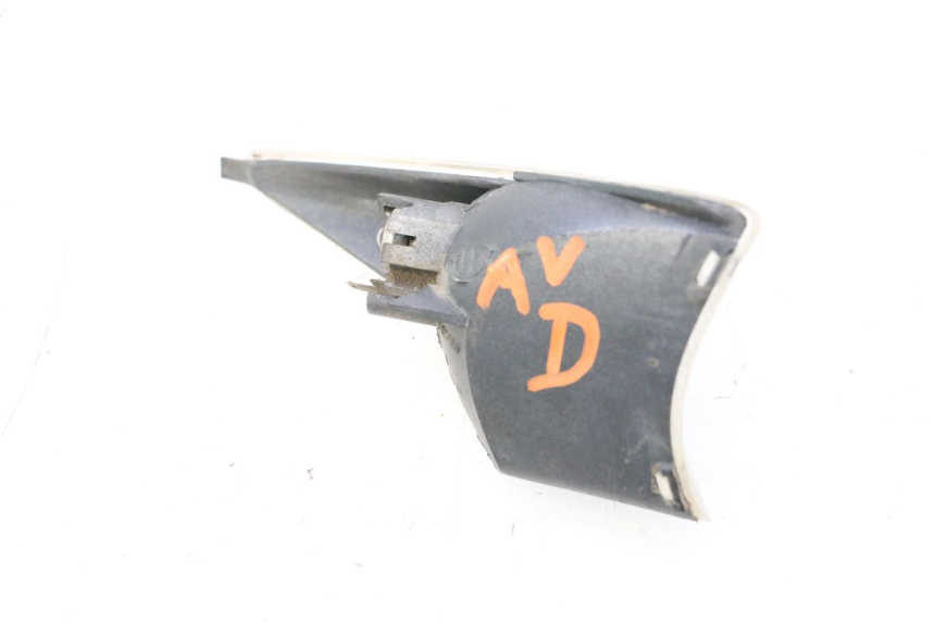 photo de SINALIZADOR DIANTEIRO DIREITO PEUGEOT SPEEDFIGHT LC 50 (1996 - 2002) - Zoom do estado de desgaste