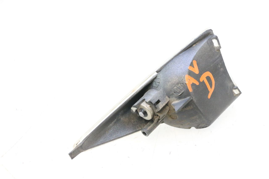 photo de SINALIZADOR DIANTEIRO DIREITO PEUGEOT SPEEDFIGHT LC 50 (1996 - 2002) - Outro ângulo de visão