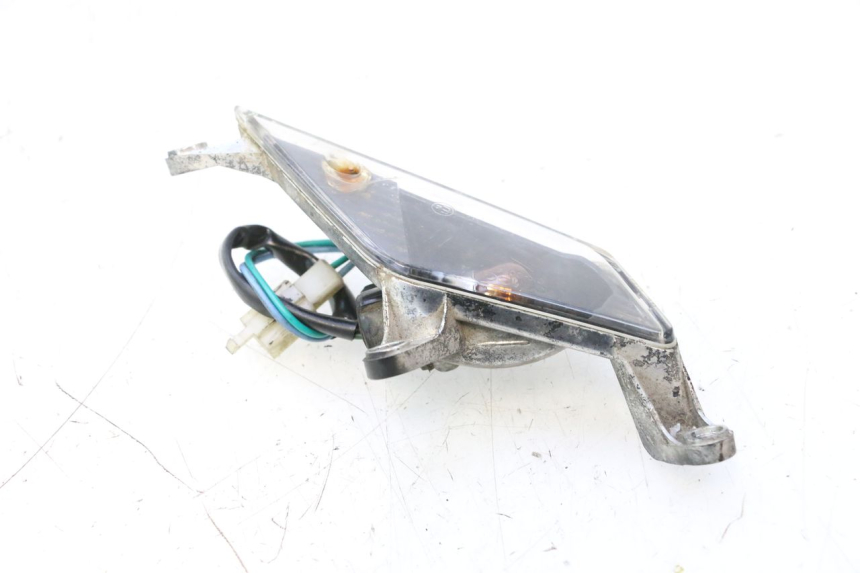 photo de SETAS DIANTEIRAS DIREITAS KYMCO SUPER 8 2T 50 (2007 - 2013) - Zoom do estado de desgaste