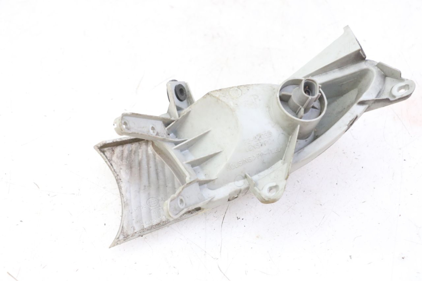 photo de Pisca dianteiro direito SUZUKI BURGMAN 125 (2007 - 2014) - Peça verificada