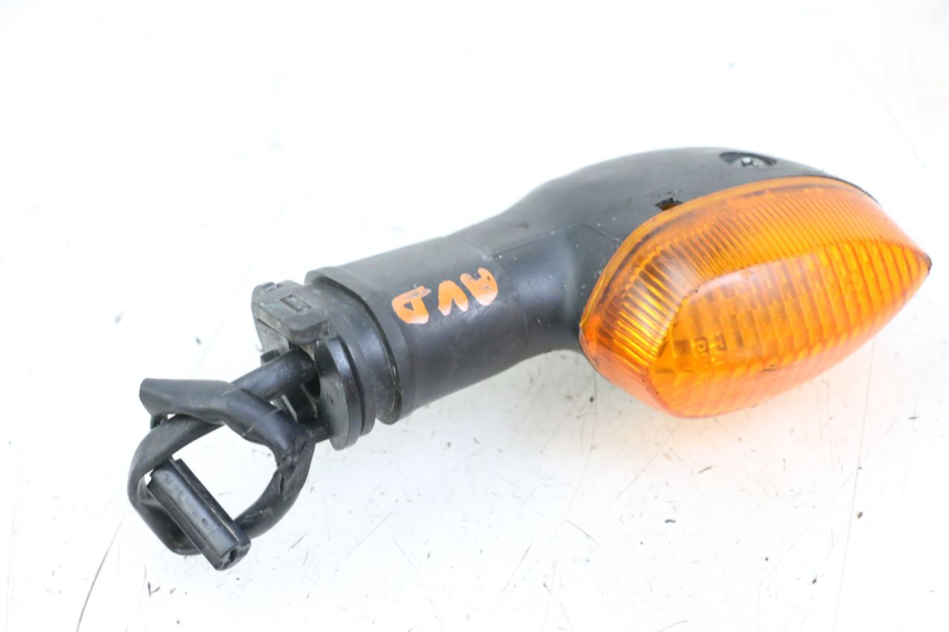 photo de Pisca dianteiro direito YAMAHA TDM ABS 900 (2002 - 2014) - Outro ângulo de visão