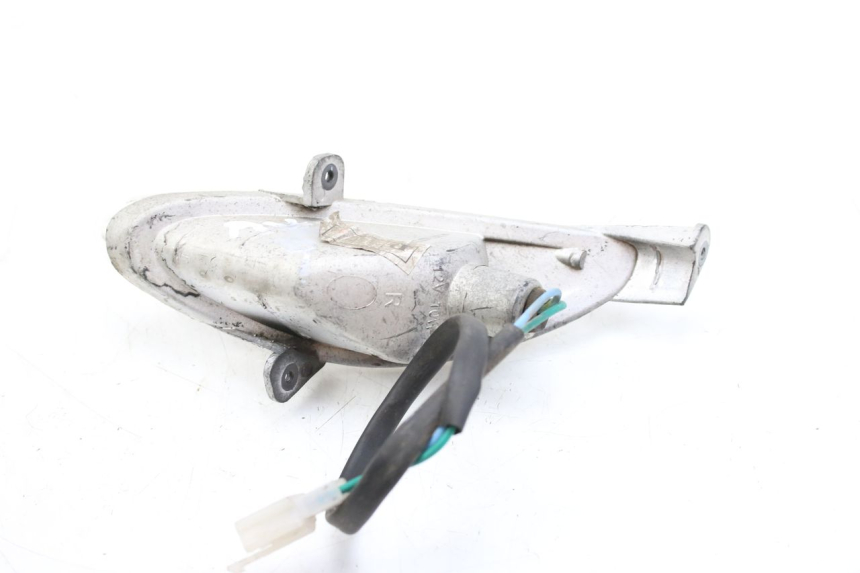 photo de Pisca dianteiro direito PEUGEOT V-CLIC VCLIC 50 (2007 - 2013) - Pontos de fixação