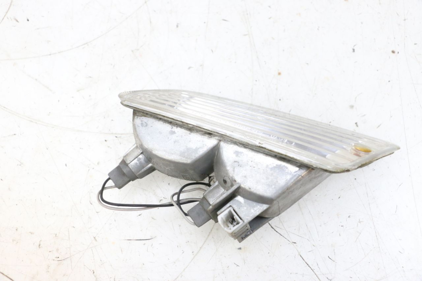photo de Pisca dianteiro direito PIAGGIO VESPA GTS SUPER IE 125 (2009 - 2016) - Outro ângulo de visão