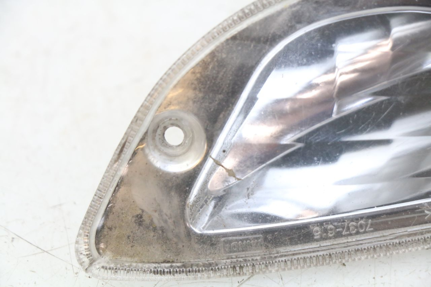 photo de Pisca dianteiro direito PIAGGIO VESPA LX 2T 50 (2005 - 2013) - Zoom do estado de desgaste