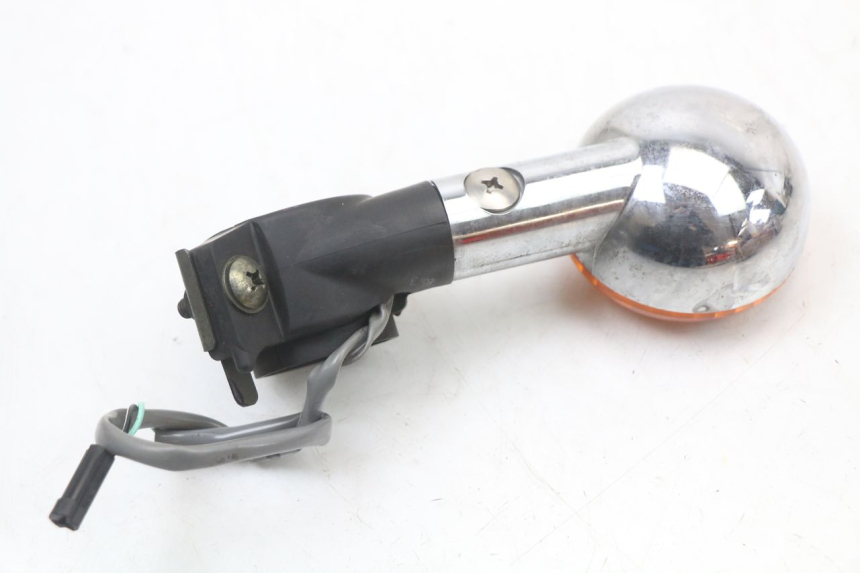 photo de Pisca dianteiro direito SUZUKI VL INTRUDER 125 (2004 - 2007) - Ampliação técnica