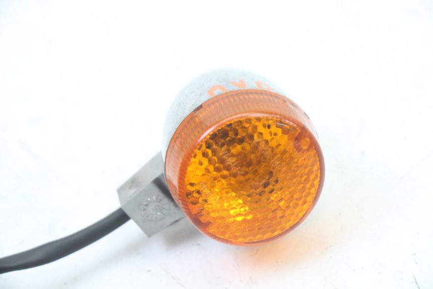 photo de Pisca dianteiro direito YAMAHA WHY 50 (1998 - 2000) - Zoom do estado de desgaste