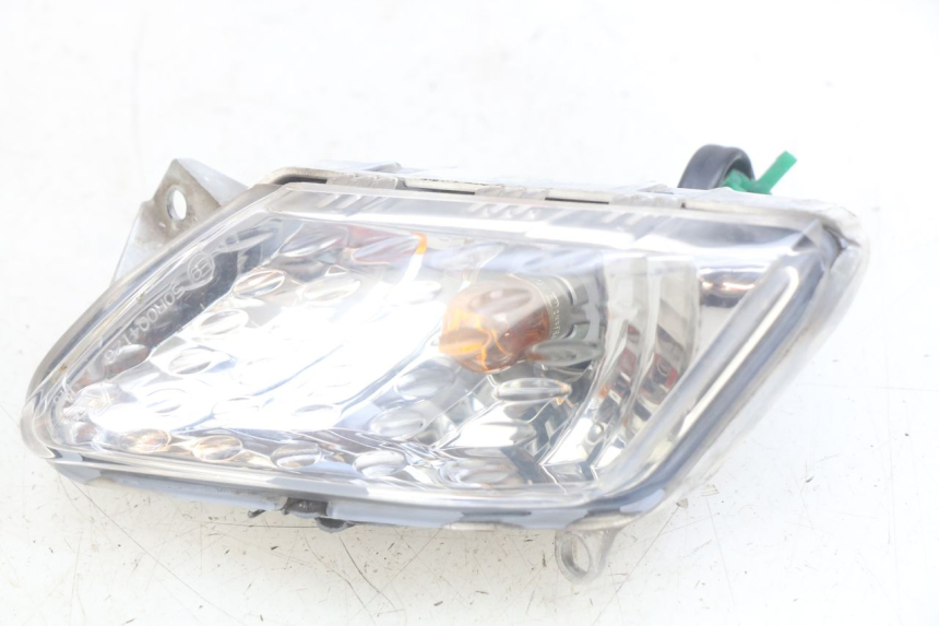photo de Pisca dianteiro direito YAMAHA X-MAX XMAX 250 (2006 - 2009) - Vista principal