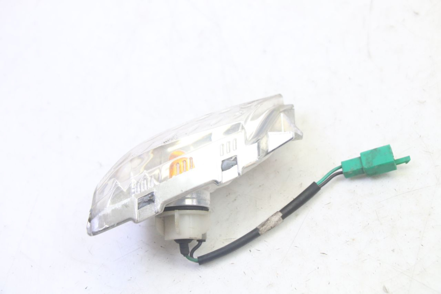 photo de Pisca dianteiro direito YAMAHA X-MAX XMAX 250 (2006 - 2009) - Zoom do estado de desgaste