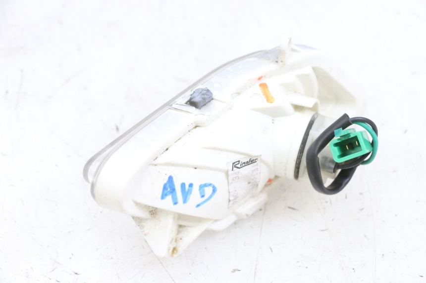 photo de Pisca dianteiro direito YAMAHA XMAX X-MAX 125 (2006 - 2009) - Outro ângulo de visão