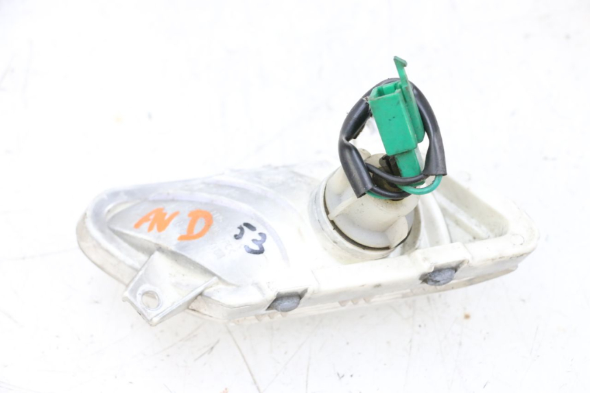 photo de Pisca dianteiro direito YAMAHA XMAX X-MAX 125 (2006 - 2009) - Outro ângulo de visão