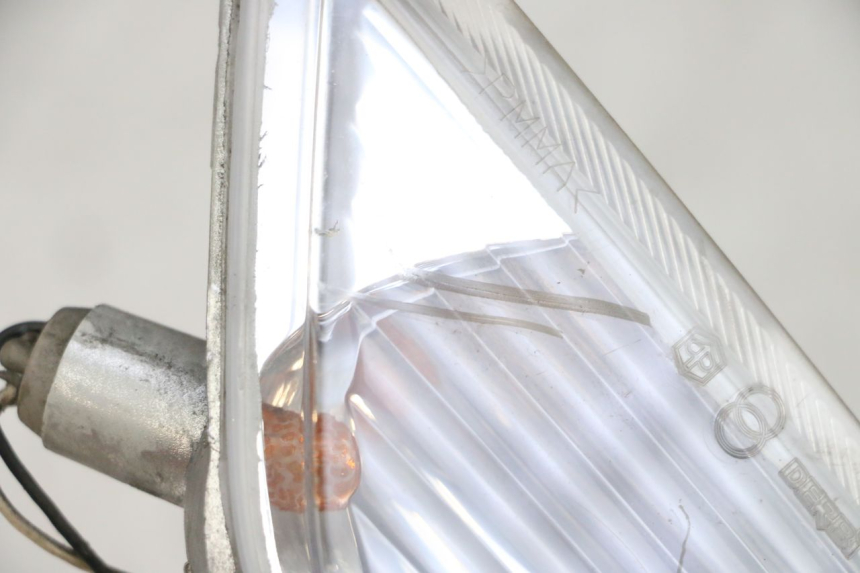 photo de Pisca dianteiro direito PIAGGIO X8 125 (2004 - 2007) - Detalhe da peça