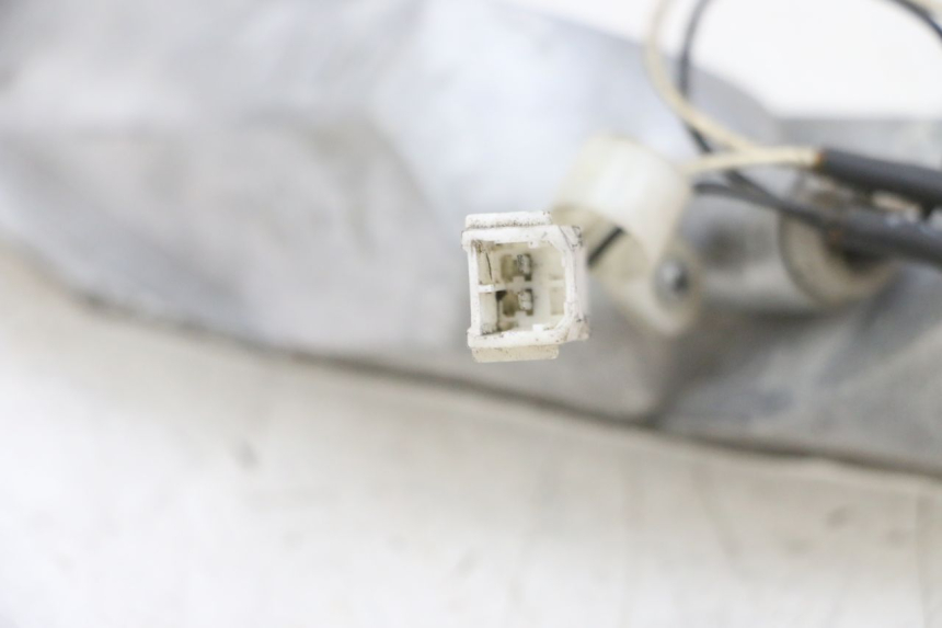 photo de Pisca dianteiro direito PIAGGIO X8 125 (2004 - 2007) - Pontos de fixação