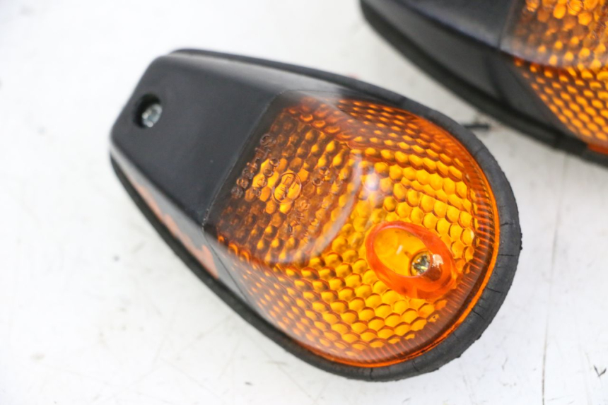 photo de Pisca dianteiro YAMAHA FJ 36Y 1100 (1984 - 1985) - Pontos de fixação