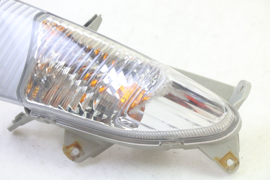 photo de Pisca dianteiro esquerdo SUZUKI BURGMAN 125 (2007 - 2014) - Zoom do estado de desgaste