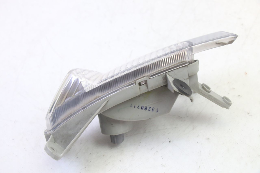 photo de Pisca dianteiro esquerdo SUZUKI BURGMAN 125 (2007 - 2014) - Pontos de fixação