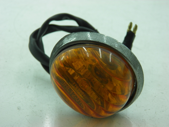 photo de Pisca dianteiro esquerdo DAELIM BESBI 125 (2007 - 2008) - Detalhe da peça
