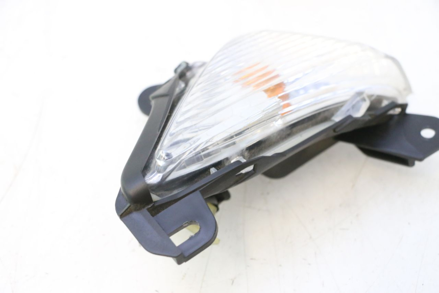 photo de Pisca dianteiro esquerdo KAWASAKI ER-6 ER6 N 650 (2005 - 2009) - Pontos de fixação