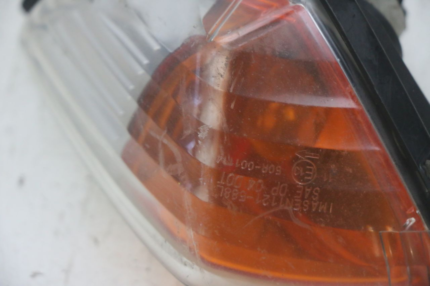 photo de Pisca dianteiro esquerdo YAMAHA FJR ABS 1300 (2006 - 2012) - Zoom do estado de desgaste