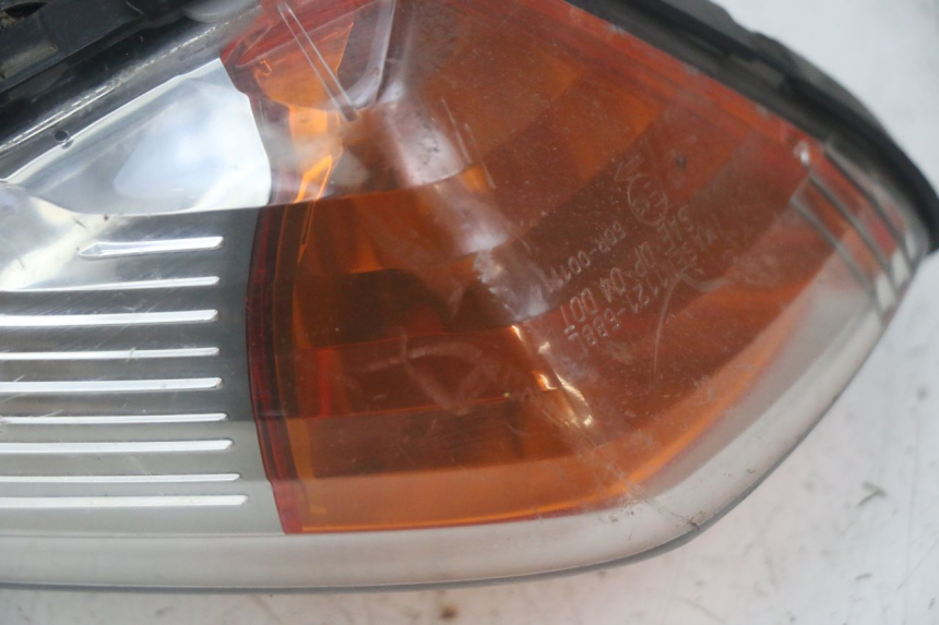 photo de Pisca dianteiro esquerdo YAMAHA FJR ABS 1300 (2006 - 2012) - Outro ângulo de visão