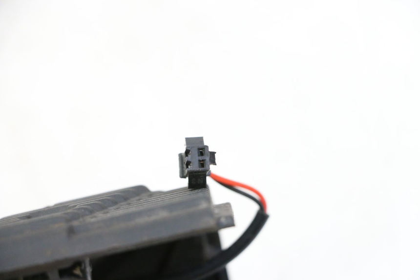 photo de Pisca dianteiro esquerdo KUKIRIN G2 MASTER 1 - Detalhe da peça
