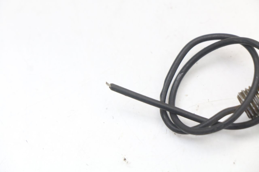 photo de Pisca dianteiro esquerdo SUZUKI GN 125 (1997 - 2000) - Pontos de fixação