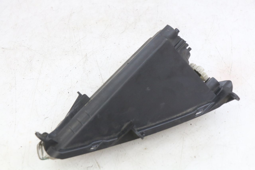photo de Pisca dianteiro esquerdo SYM GTS EFI 125 (2012 - 2016) - Outro ângulo de visão