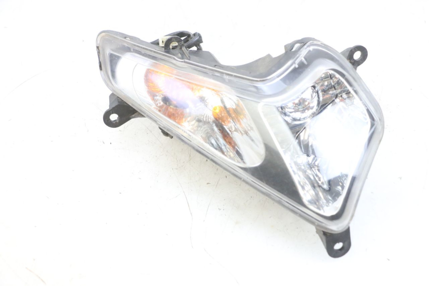 photo de Pisca dianteiro esquerdo SYM GTS EVO 125 (2009 - 2013) - Detalhes característicos