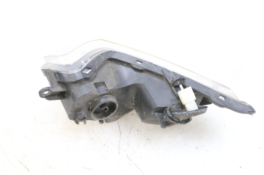 photo de Pisca dianteiro esquerdo SYM GTS EVO 125 (2009 - 2013) - Marcações e referências