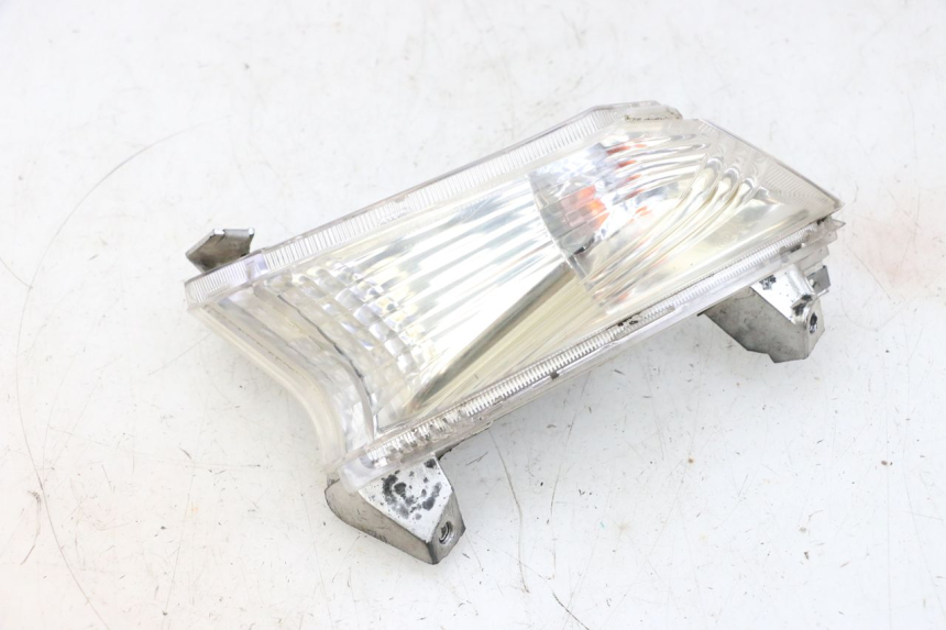 photo de Pisca dianteiro esquerdo JM MOTORS GTS 125 (2015 - 2019) - Pontos de fixação