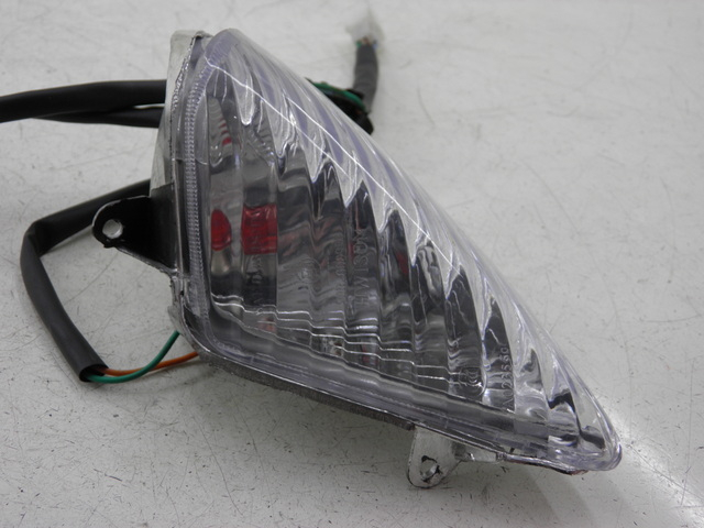 photo de Pisca dianteiro esquerdo JM MOTOR S-MAX 125 (2010 - 2014) - Zoom do estado de desgaste
