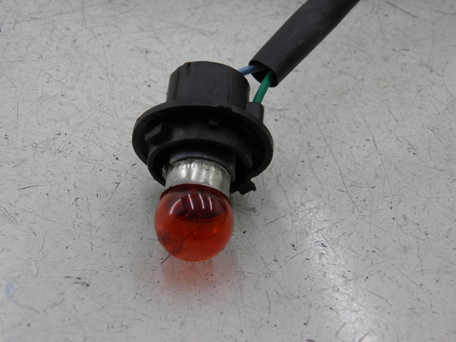 photo de Pisca dianteiro esquerdo JM MOTOR S-MAX 125 (2010 - 2014) - Estado da superfície