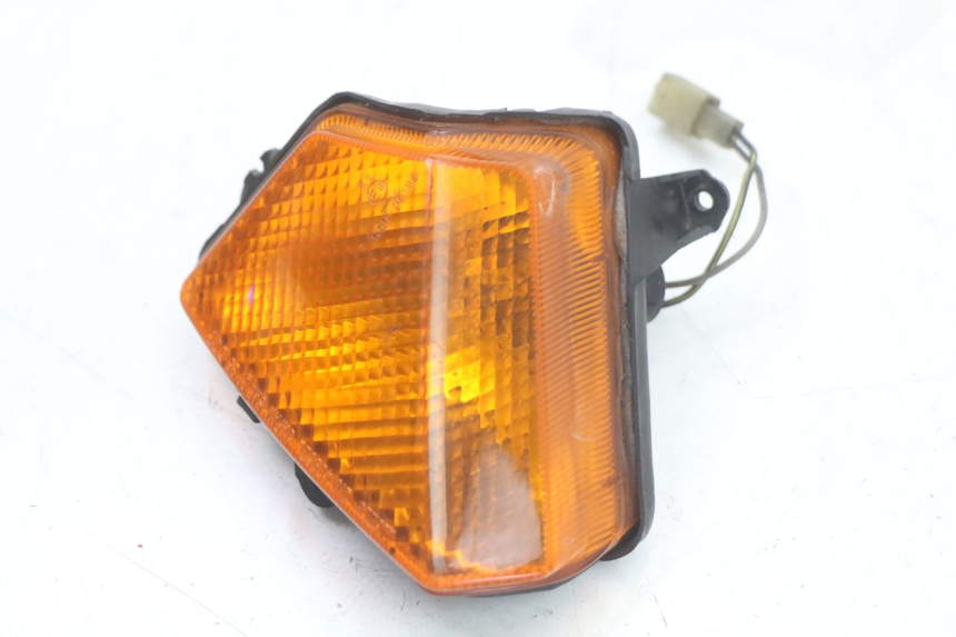 photo de Pisca dianteiro esquerdo KAWASAKI GTR 1000 (1994 - 2004) - Detalhe da peça
