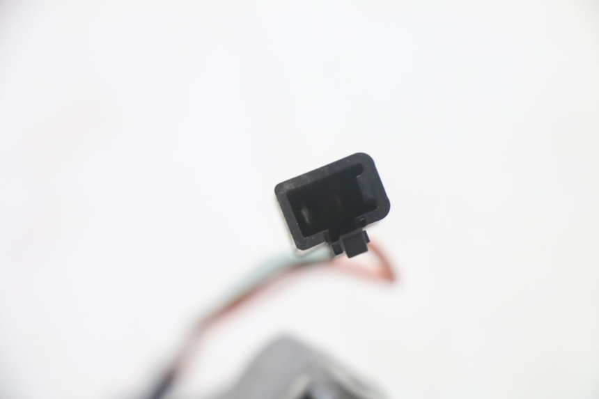 photo de Pisca dianteiro esquerdo KYMCO PEOPLE S 125 (2000 - 2008) - Ampliação técnica