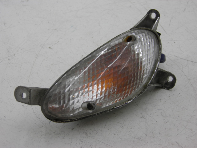 photo de Pisca dianteiro esquerdo KYMCO SPACER 50 (1998 - 2009) - Zoom do estado de desgaste
