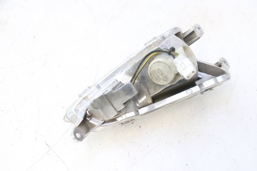photo de Pisca dianteiro esquerdo PIAGGIO LIBERTY IGET 4T 50 (2015 - 2020) - Pontos de fixação