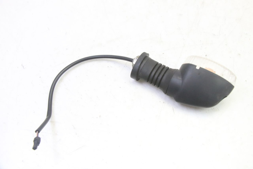 photo de Pisca dianteiro esquerdo PIAGGIO MP3 RL 250 (2006 - 2010) - Outro ângulo de visão