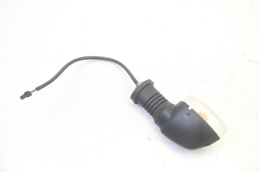 photo de Pisca dianteiro esquerdo PIAGGIO MP3 RL 250 (2006 - 2010) - Outro ângulo de visão