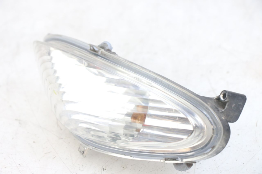 photo de Pisca dianteiro esquerdo YAMAHA NEOS NEO'S 4T 50 (2008 - 2016) - Pontos de fixação