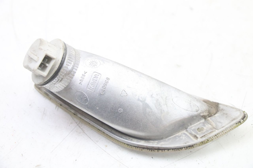 photo de Pisca dianteiro esquerdo PIAGGIO VESPA LX IE 125 (2010 - 2012) - Pontos de fixação