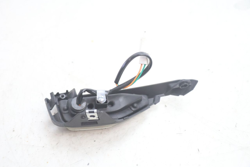 photo de SINALIZADOR DIANTEIRO ESQUERDO JM MOTORS R-MAX TECH 50 (2024 - 2026) - Outro ângulo de visão