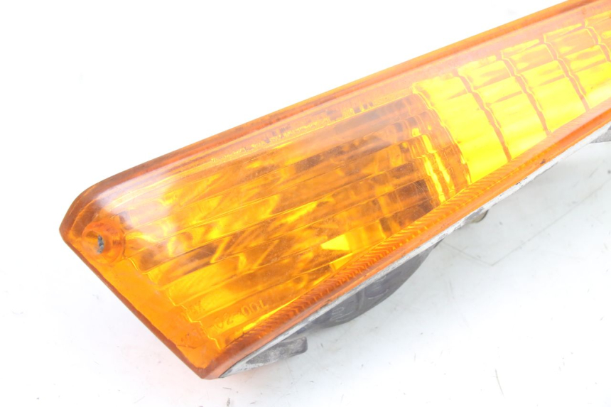 photo de Pisca dianteiro esquerdo HONDA SCV LEAD 100 (2003 - 2007) - Detalhe da peça