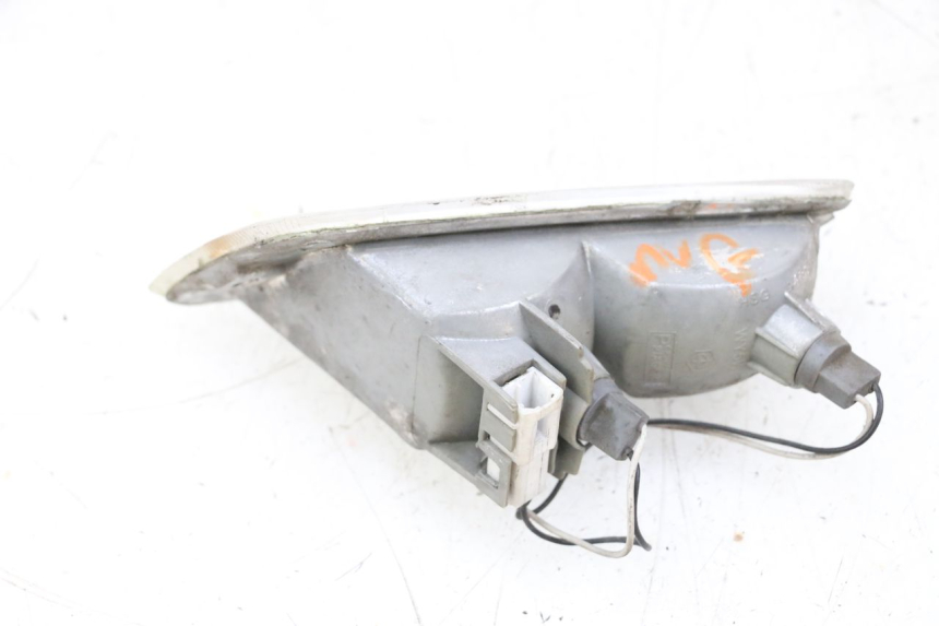 photo de Pisca dianteiro esquerdo PIAGGIO VESPA GTS SUPER IE 125 (2009 - 2016) - Ampliação técnica