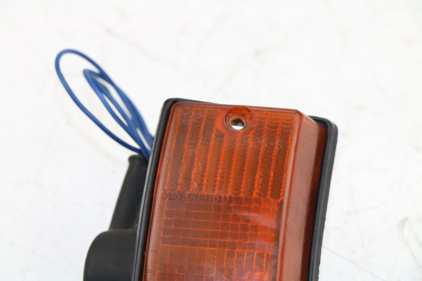 photo de Pisca dianteiro esquerdo PIAGGIO VESPA PX 125 (1997 - 2007) - Ampliação técnica