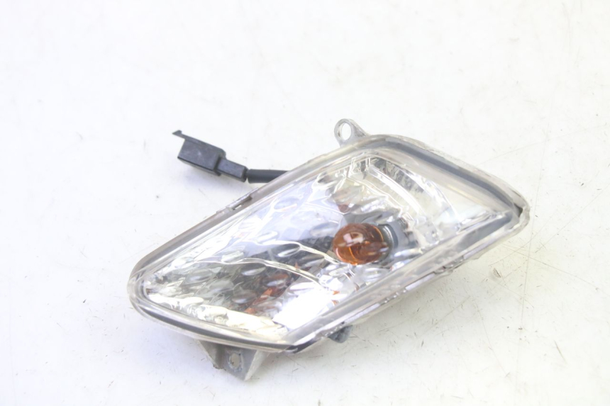 photo de Pisca dianteiro esquerdo YAMAHA X-MAX XMAX 250 (2006 - 2009) - Vista principal