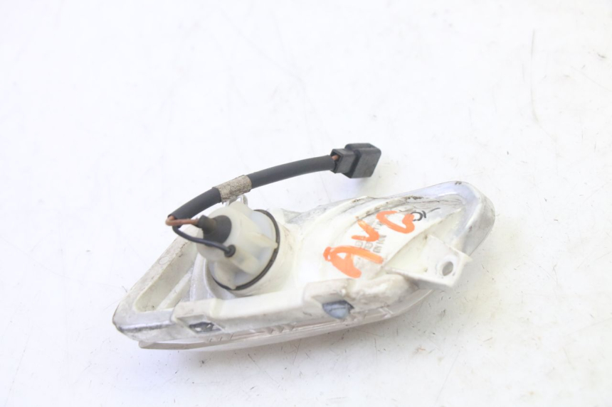 photo de Pisca dianteiro esquerdo YAMAHA X-MAX XMAX 250 (2006 - 2009) - Ampliação técnica