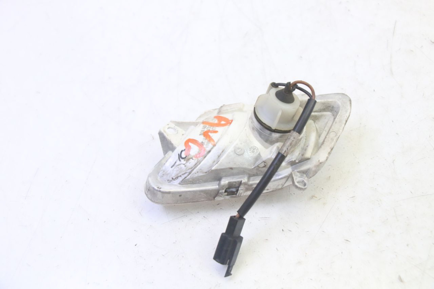 photo de Pisca dianteiro esquerdo YAMAHA X-MAX XMAX 250 (2006 - 2009) - Vista geral