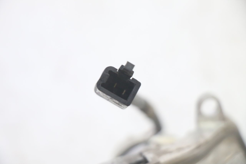 photo de Pisca dianteiro esquerdo YAMAHA X-MAX XMAX 250 (2006 - 2009) - Pontos de fixação